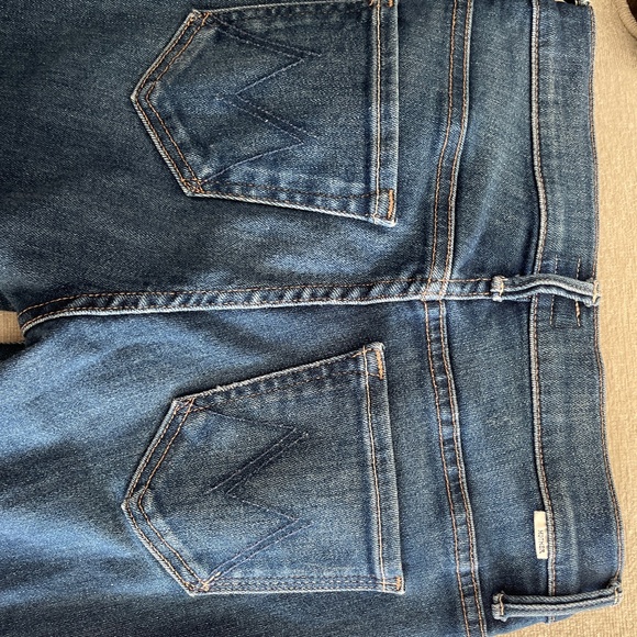 Mother Denim The Weekender Fray Home Movies - Picture 3 of 9